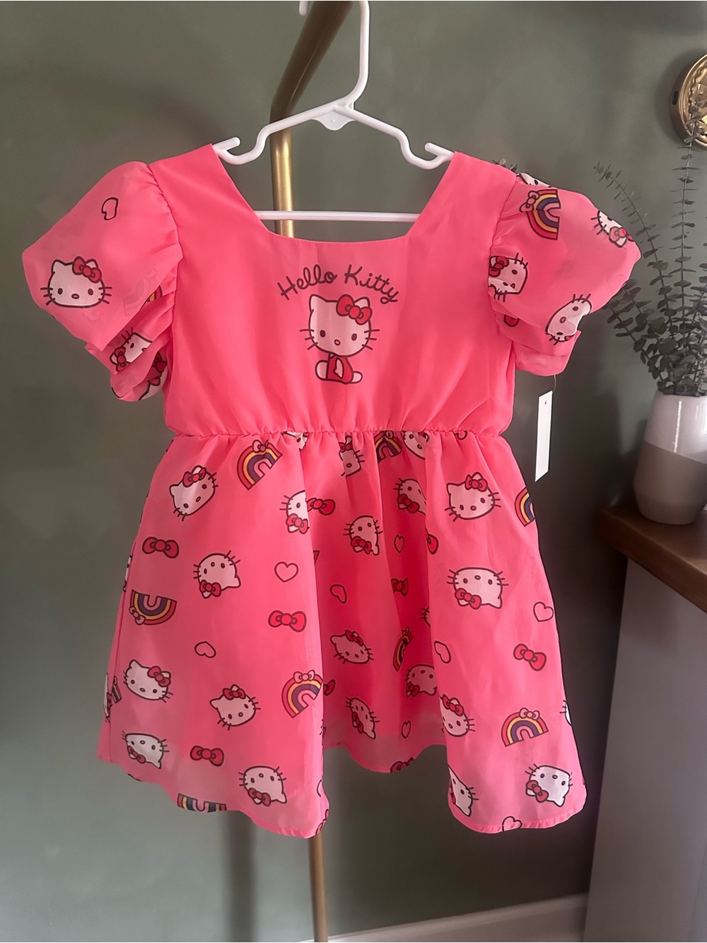 🎀 NWT Hello Kitty Dress – Size 4T 🎀